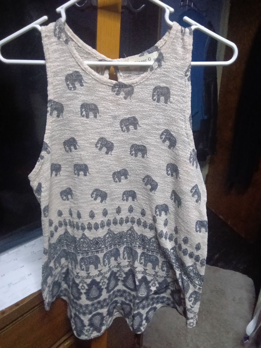 Boho Elephant Print Sleeveless Tank Top - Cream & Gray